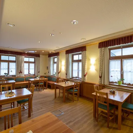 Hofbauer Mini-hôtel 3*